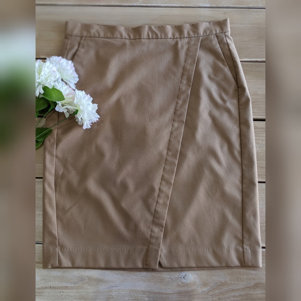 BANANA REPUBLIC skirt